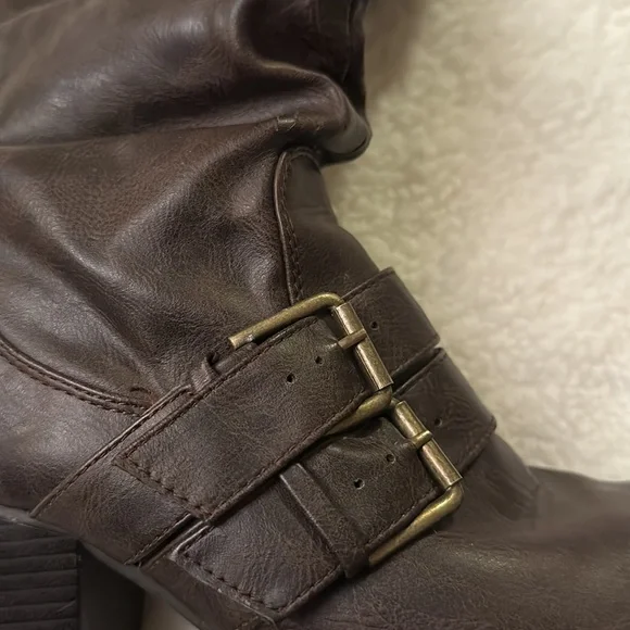 Women’s boots - Picture 3 of 4